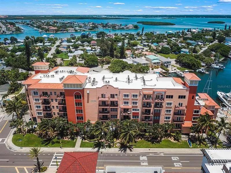 Gulf Coast Gold Private Condo - 2Bed, 2Bath, Sleep 6, Across Street From Beach, Balcony Views Of Sunsets, Beach & Gulf, Pool, Gym St. Pete Beach Exterior foto
